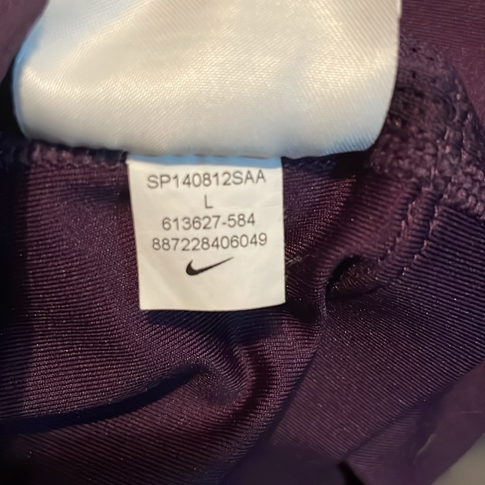Nike Slim fit Dri-Fit tank with built in bra. - Picture 4 of 4